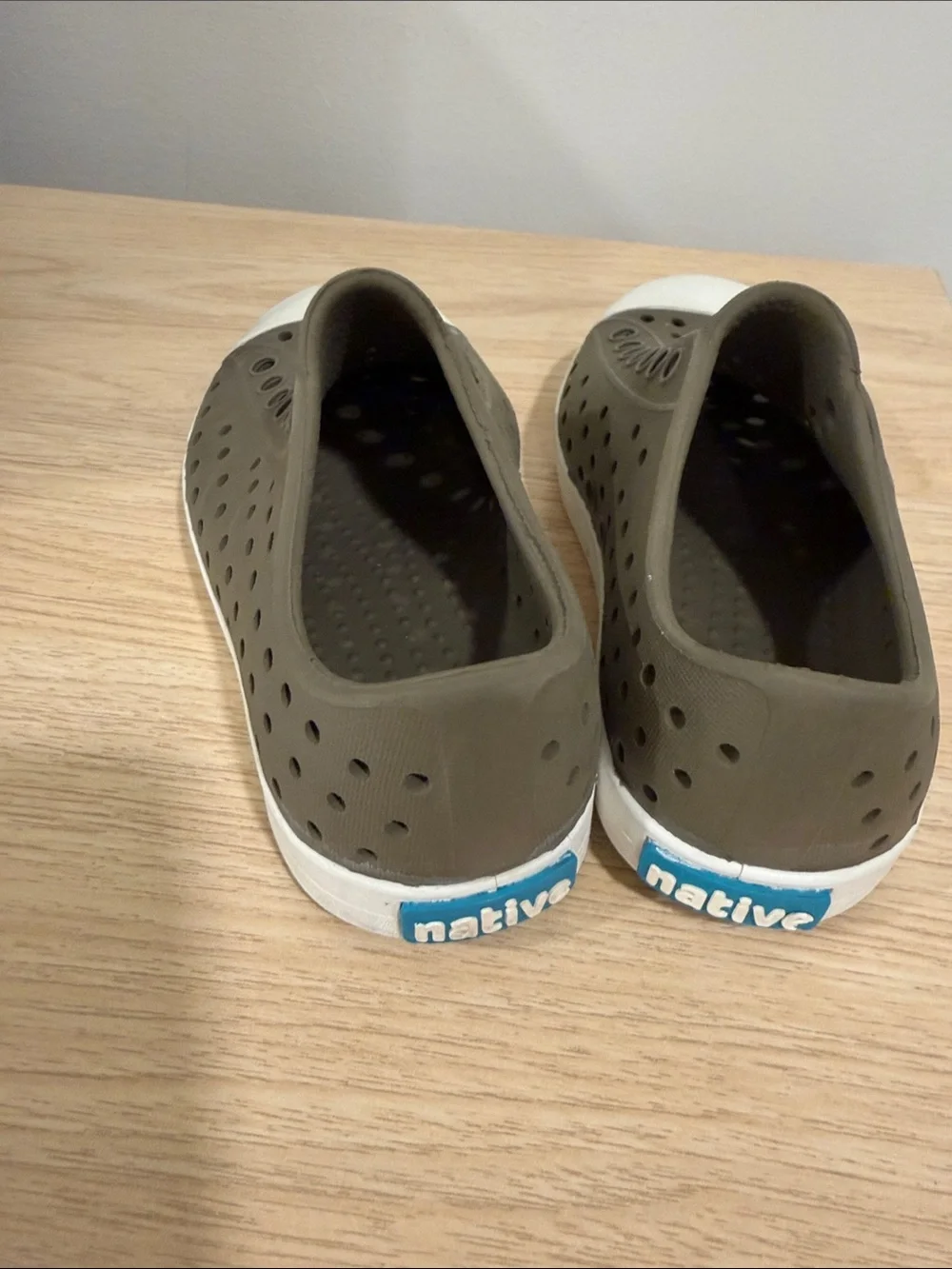 Native Shoes slip water